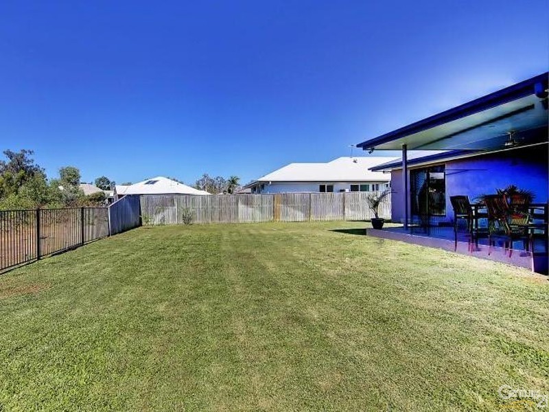 39 Anchorage, Bushland Beach QLD 4818