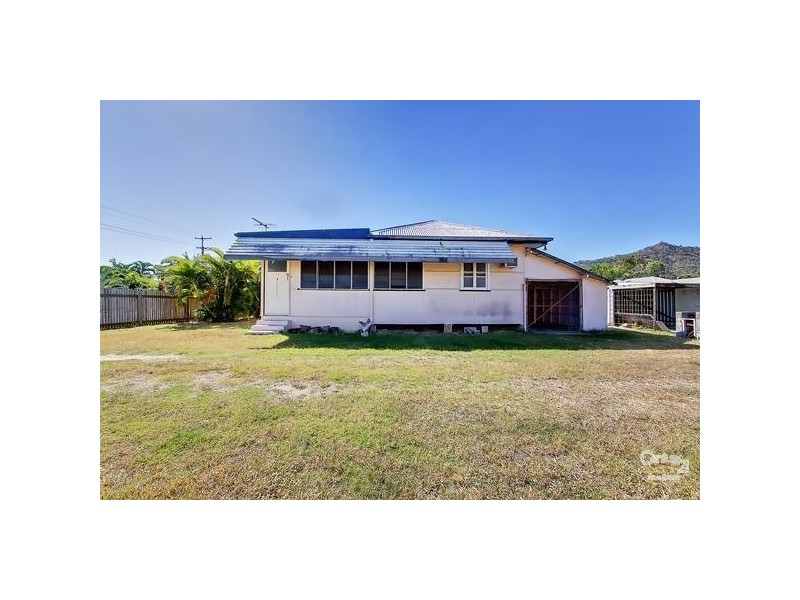 33 Edwards Street, West End QLD 4810