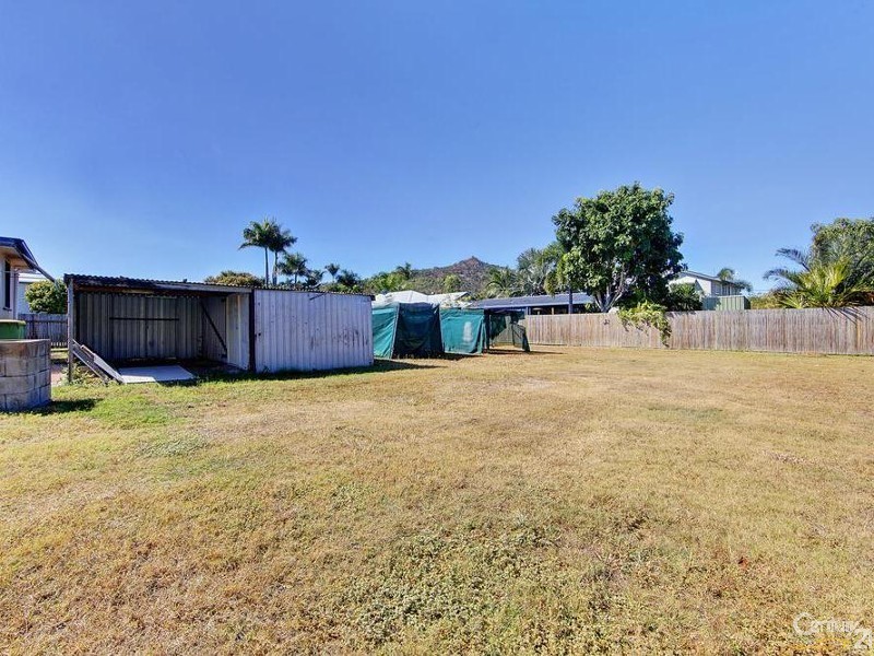 33 Edwards Street, West End QLD 4810