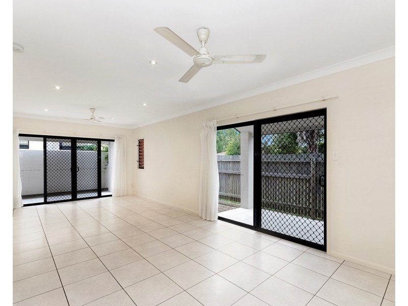 1/32 Lothair Street, Pimlico QLD 4812