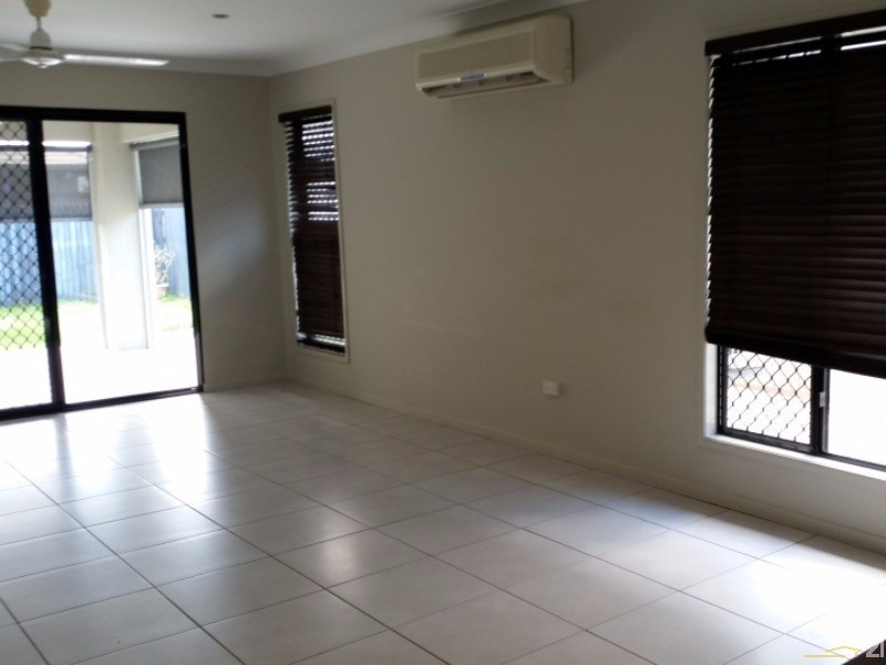 15 Laurie Motti Parade, Kirwan QLD 4817