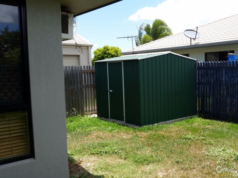 15 Laurie Motti Parade, Kirwan QLD 4817