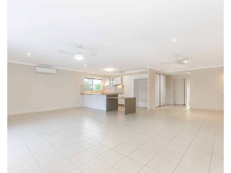 74 Franklin Drive, Mount Louisa QLD 4814