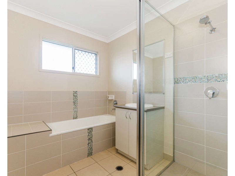 74 Franklin Drive, Mount Louisa QLD 4814