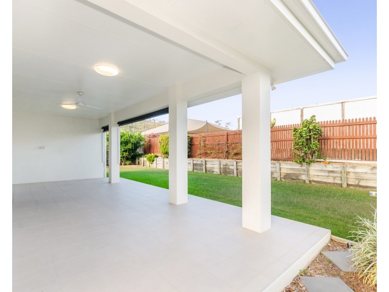 74 Franklin Drive, Mount Louisa QLD 4814