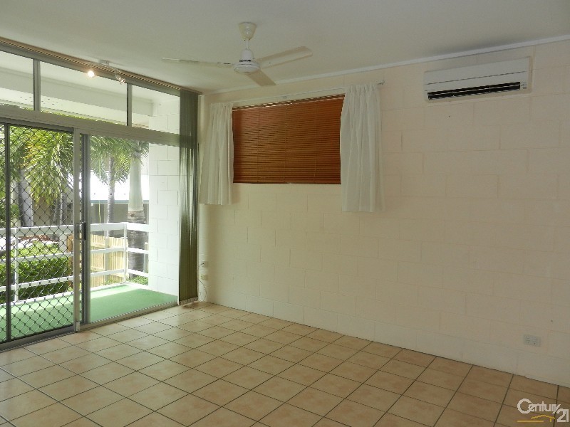 8/76 Cook Street, North Ward QLD 4810