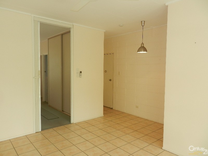 8/76 Cook Street, North Ward QLD 4810