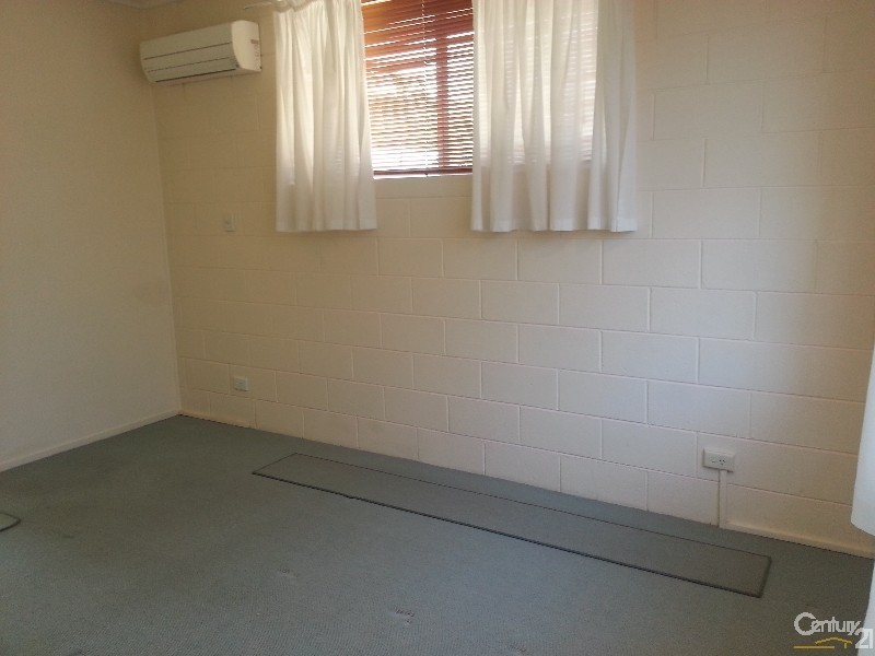 8/76 Cook Street, North Ward QLD 4810