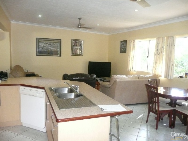 13 Miles Avenue, Kelso QLD 4815