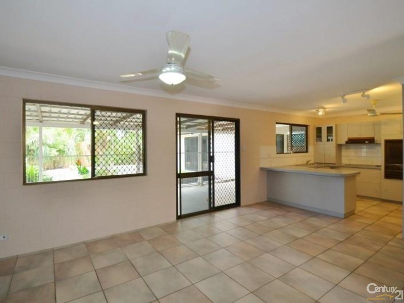 30 Cobham Crescent, Kirwan QLD 4817