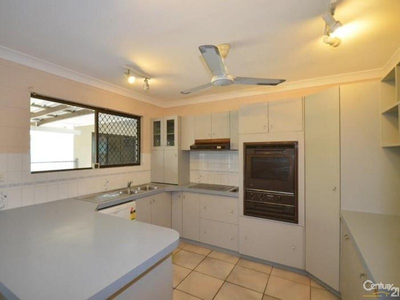 30 Cobham Crescent, Kirwan QLD 4817