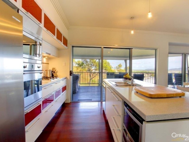 11 Kosciusko Way, Mount Louisa QLD 4814