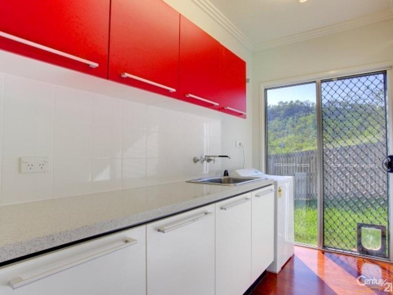 11 Kosciusko Way, Mount Louisa QLD 4814