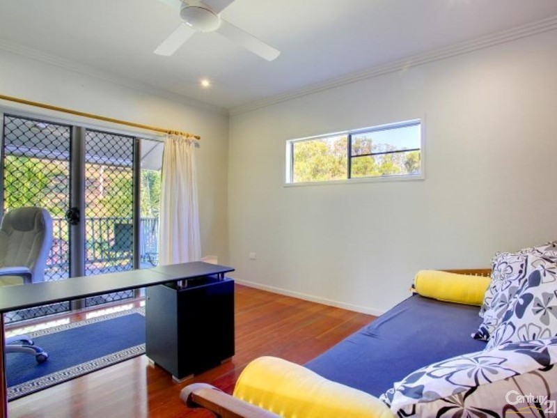 11 Kosciusko Way, Mount Louisa QLD 4814