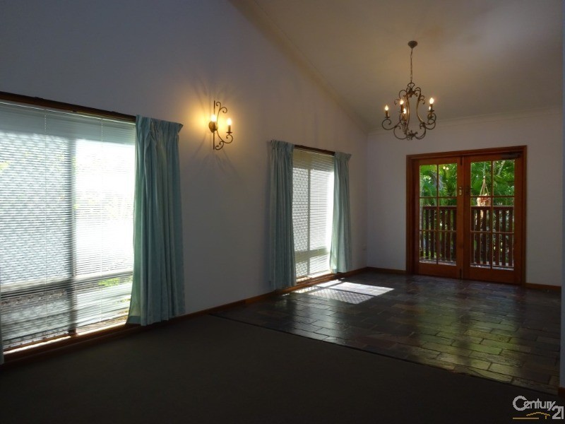 10 Picton Court, Cranbrook QLD 4814