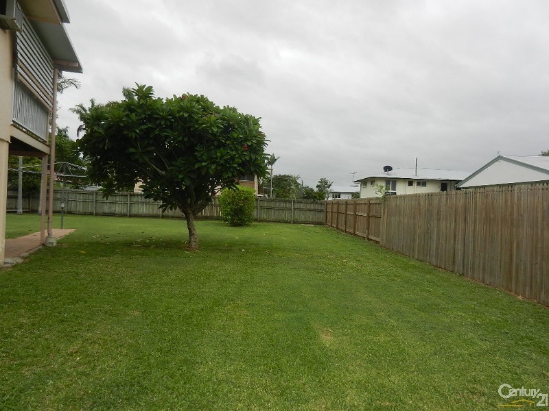 4 Hall Court, Aitkenvale QLD 4814
