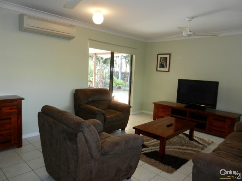 10 Buller Crt, Mount Louisa QLD 4814