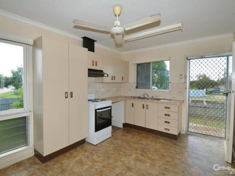 11 Daniels Street, Vincent QLD 4814