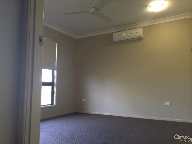 19 Izaro Circuit, Burdell QLD 4818