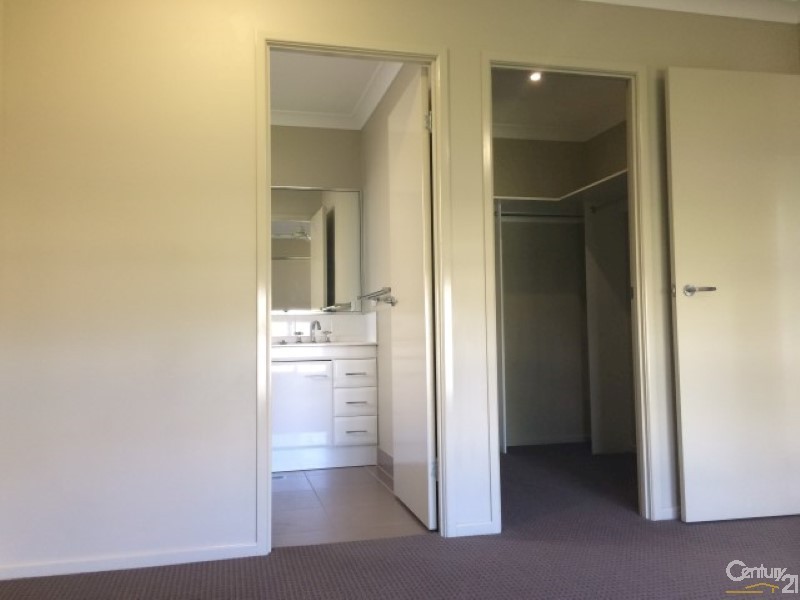 19 Izaro Circuit, Burdell QLD 4818