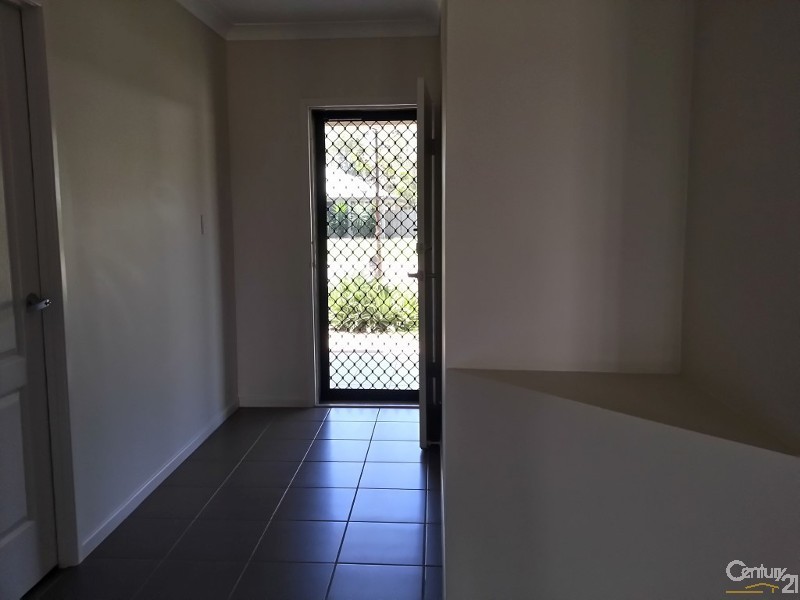 30 Currawinya Court, Bushland Beach QLD 4818