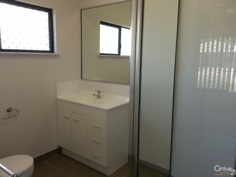 30 Currawinya Court, Bushland Beach QLD 4818