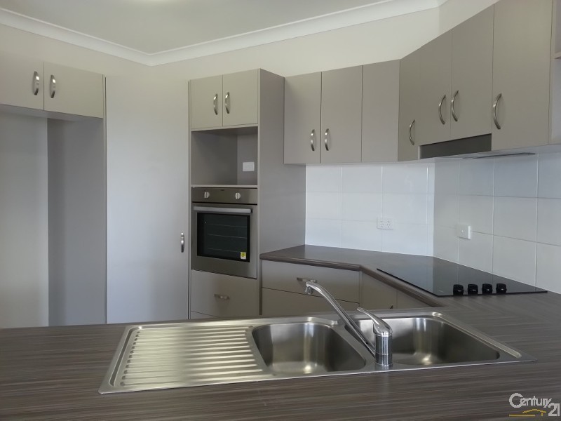 30 Currawinya Court, Bushland Beach QLD 4818