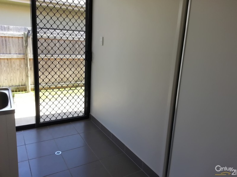 30 Currawinya Court, Bushland Beach QLD 4818