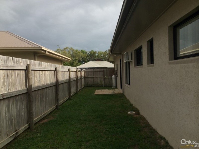 30 Currawinya Court, Bushland Beach QLD 4818