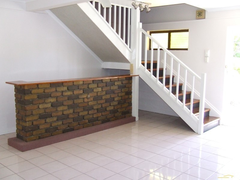 8 Hammond Way, Kelso QLD 4815