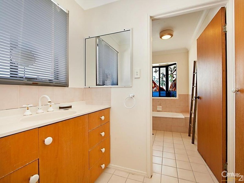 4 Picton Court, Cranbrook QLD 4814