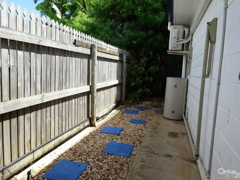 4/20 Carmody Street, Hermit Park QLD 4812