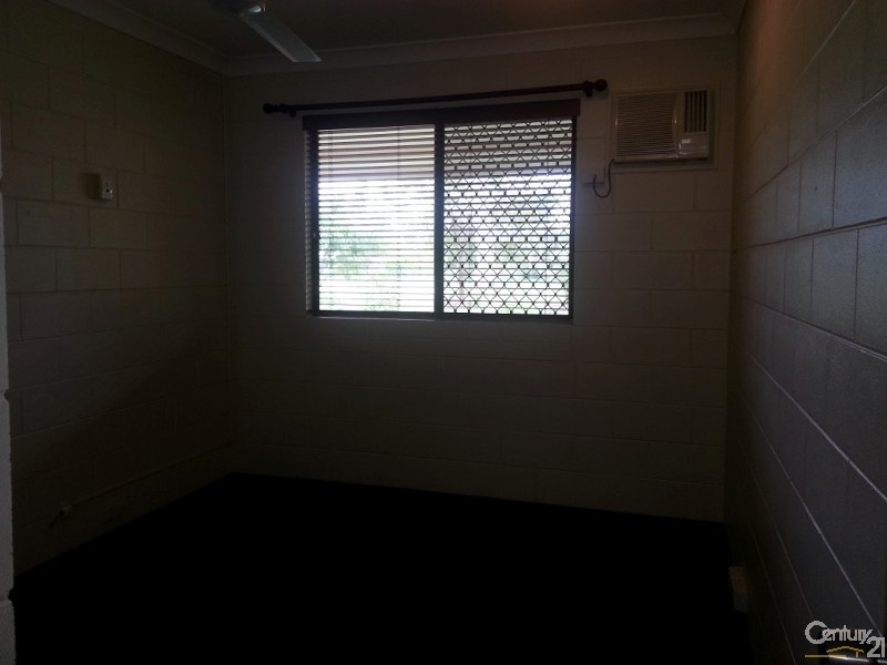 8 Cali Court, Mount Low QLD 4818