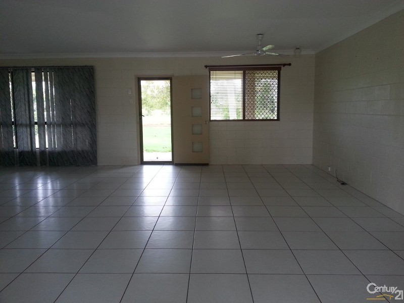 8 Cali Court, Mount Low QLD 4818