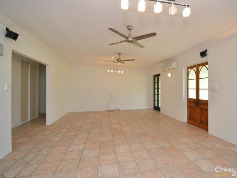 5 Welsh Court, Kelso QLD 4815