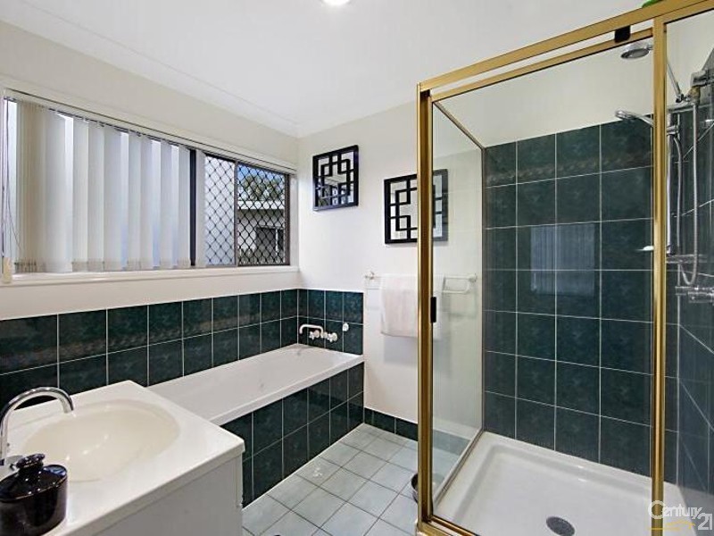 2 Alba Court, Bushland Beach QLD 4818