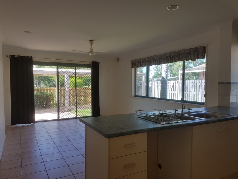 12 Hoop Street, Kirwan QLD 4817