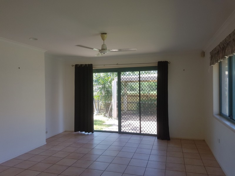 12 Hoop Street, Kirwan QLD 4817