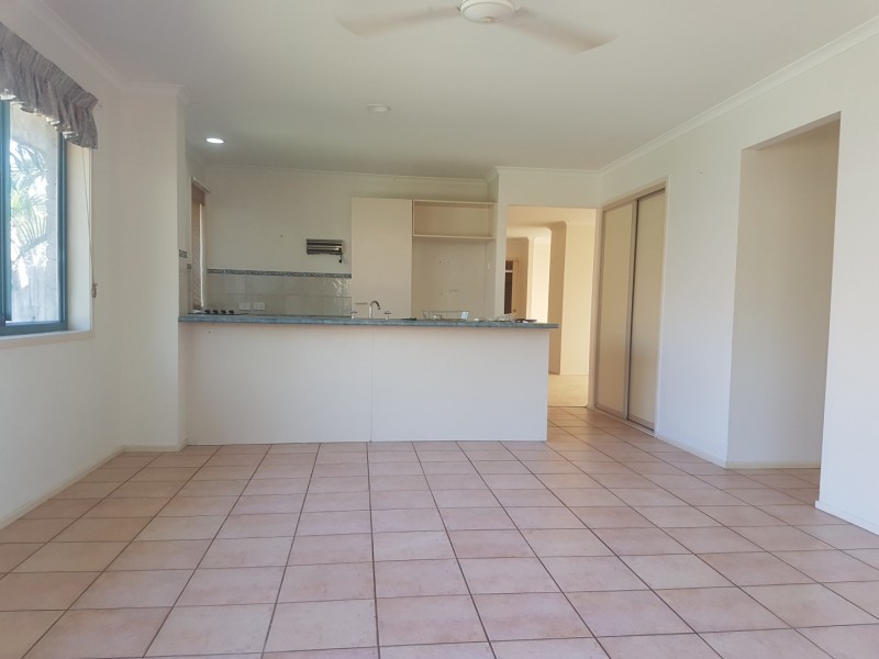 12 Hoop Street, Kirwan QLD 4817