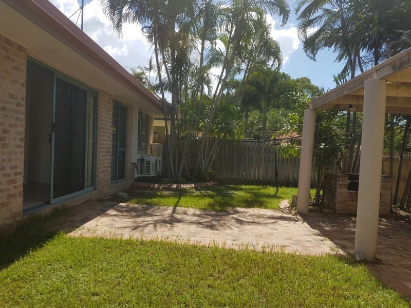 12 Hoop Street, Kirwan QLD 4817