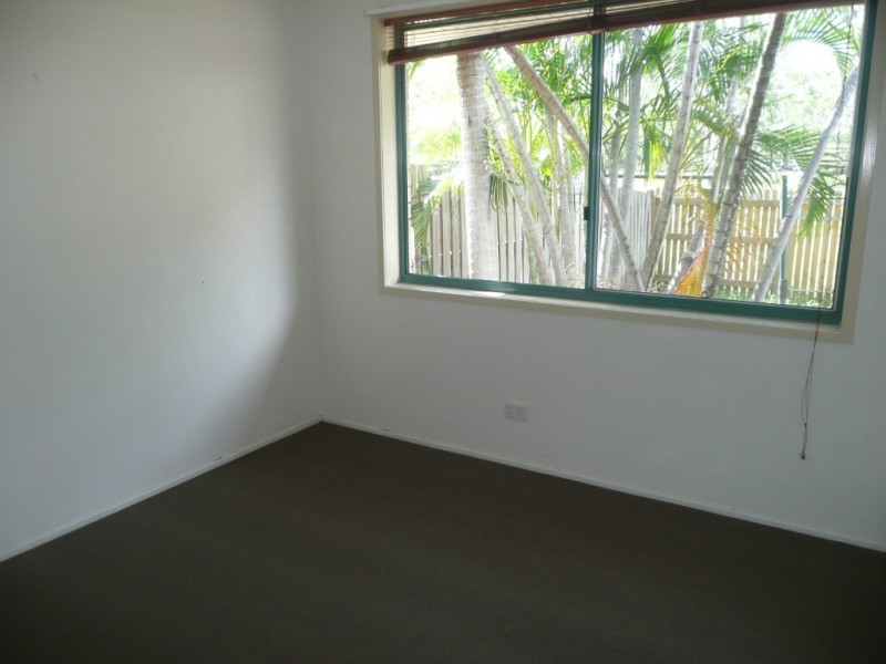 12 Hoop Street, Kirwan QLD 4817