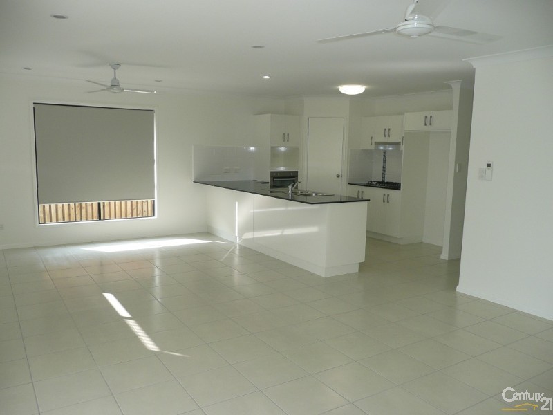 16 Molokai Street, Burdell QLD 4818