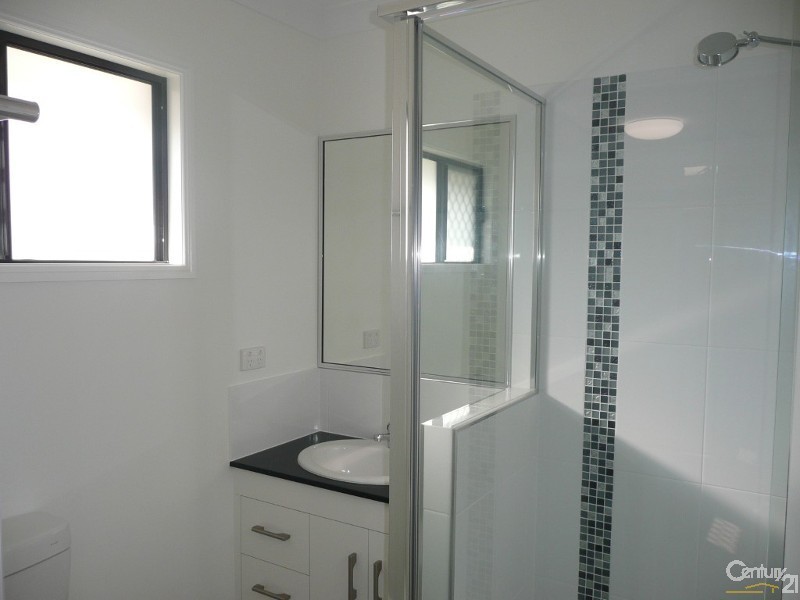 16 Molokai Street, Burdell QLD 4818