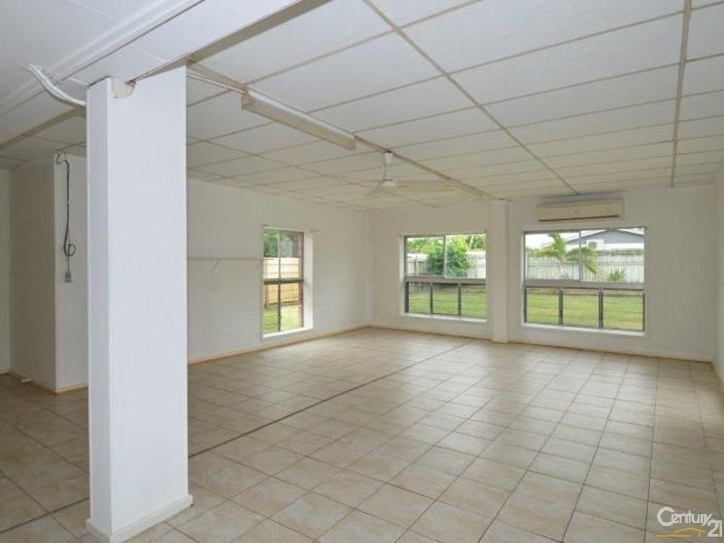 9 Flamingo Avenue, Condon QLD 4815