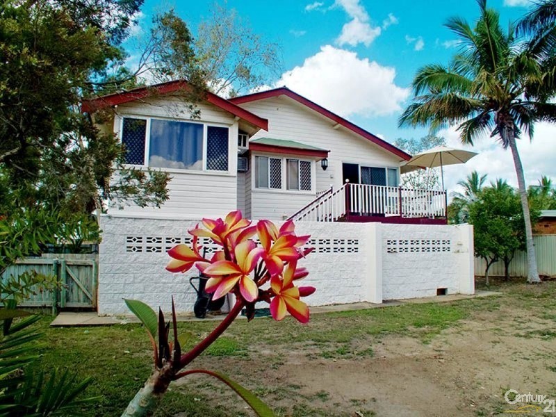 37  Renecol Avenue, Rasmussen QLD 4815