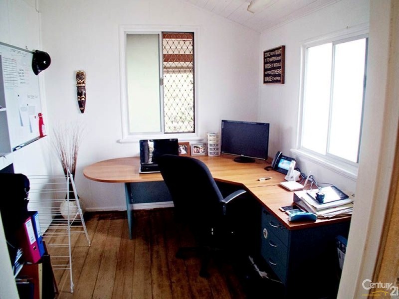 37  Renecol Avenue, Rasmussen QLD 4815