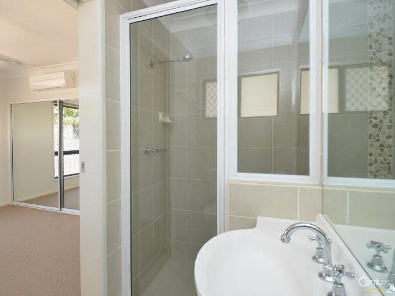 52A Philp Street, Hermit Park QLD 4812