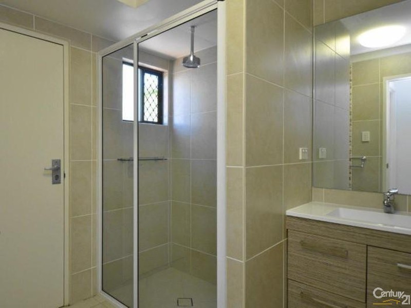 52A Philp Street, Hermit Park QLD 4812