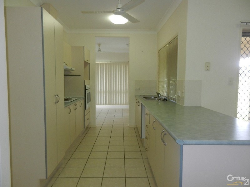 10 Butterfly Cres, Douglas QLD 4814