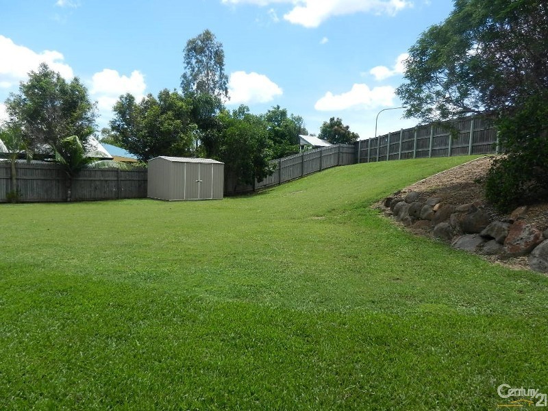 10 Butterfly Cres, Douglas QLD 4814